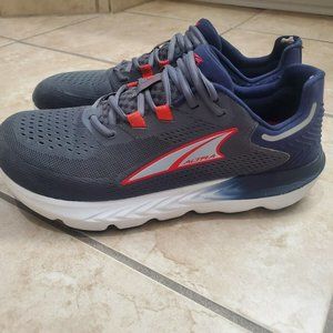 Altra Provision 7. Men's Size 10. No running miles.
